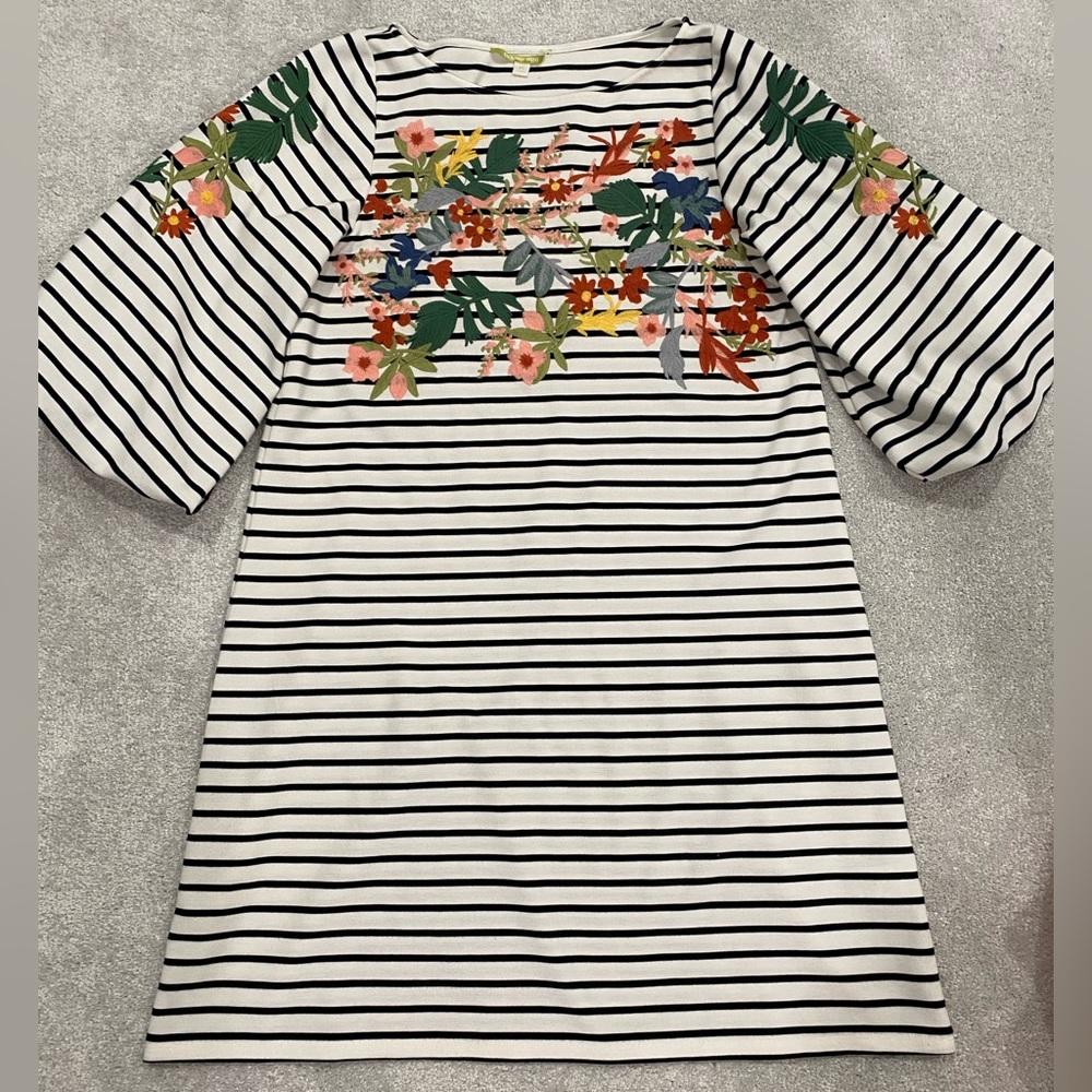 Gianni Bini Luna Striped Embroidered Floral Shift Dress with Balloon Sleeves